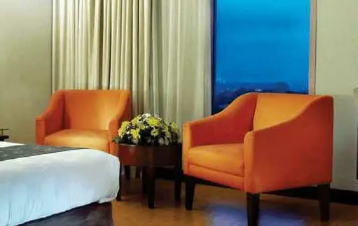 Promo hotel semarang dapatkan diskon hingga 57% dengan menggunakan kartu kredit.