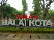 Taman Balai Kota Bandung - Bandung City Hall Park