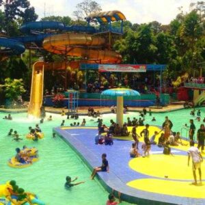 kolam renang karang setra bandung