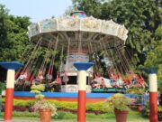 wahana carousel atau komidi putar di Dufan Ancol