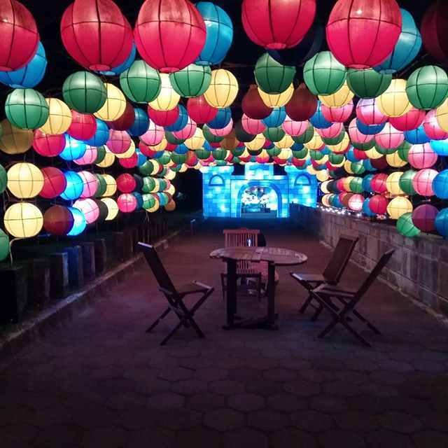 lampion garden penuh warna taman pelangi