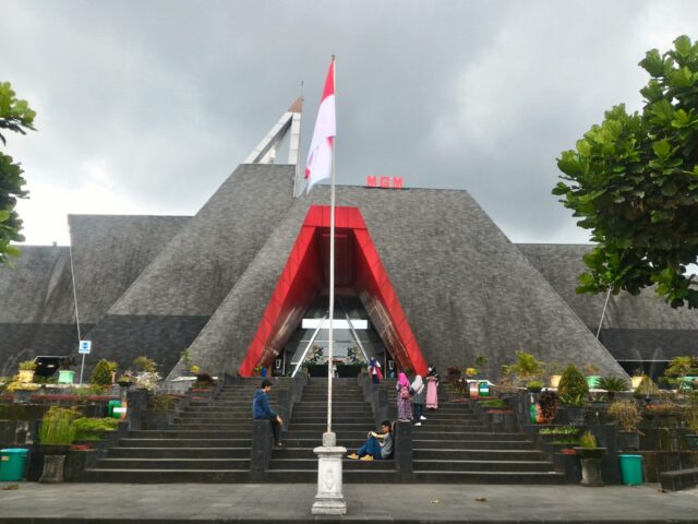 Gedung museum Gunung Merapi