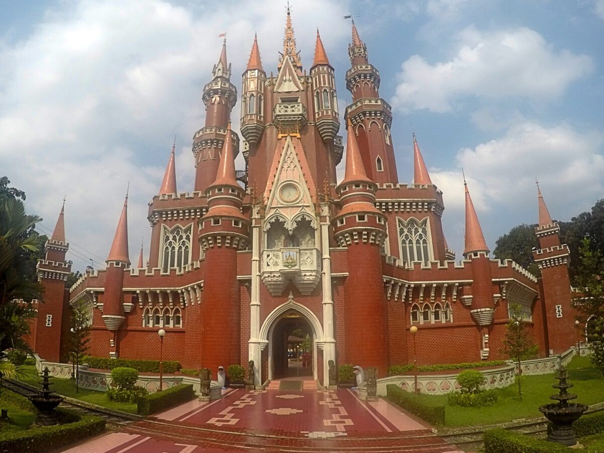 Istana anak TMII