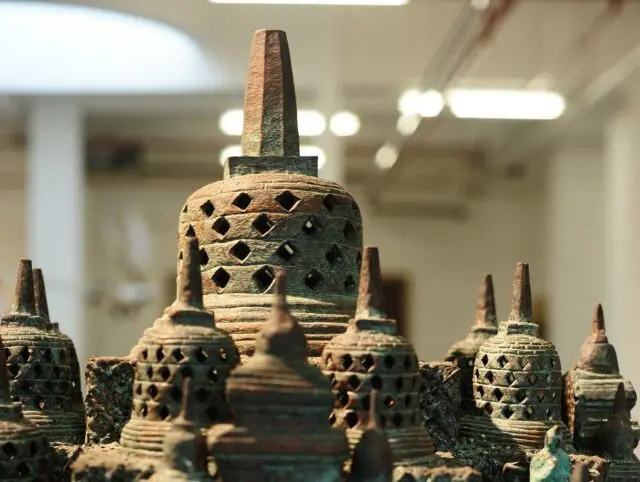 Salah satu koleksi maket candi Borobudur