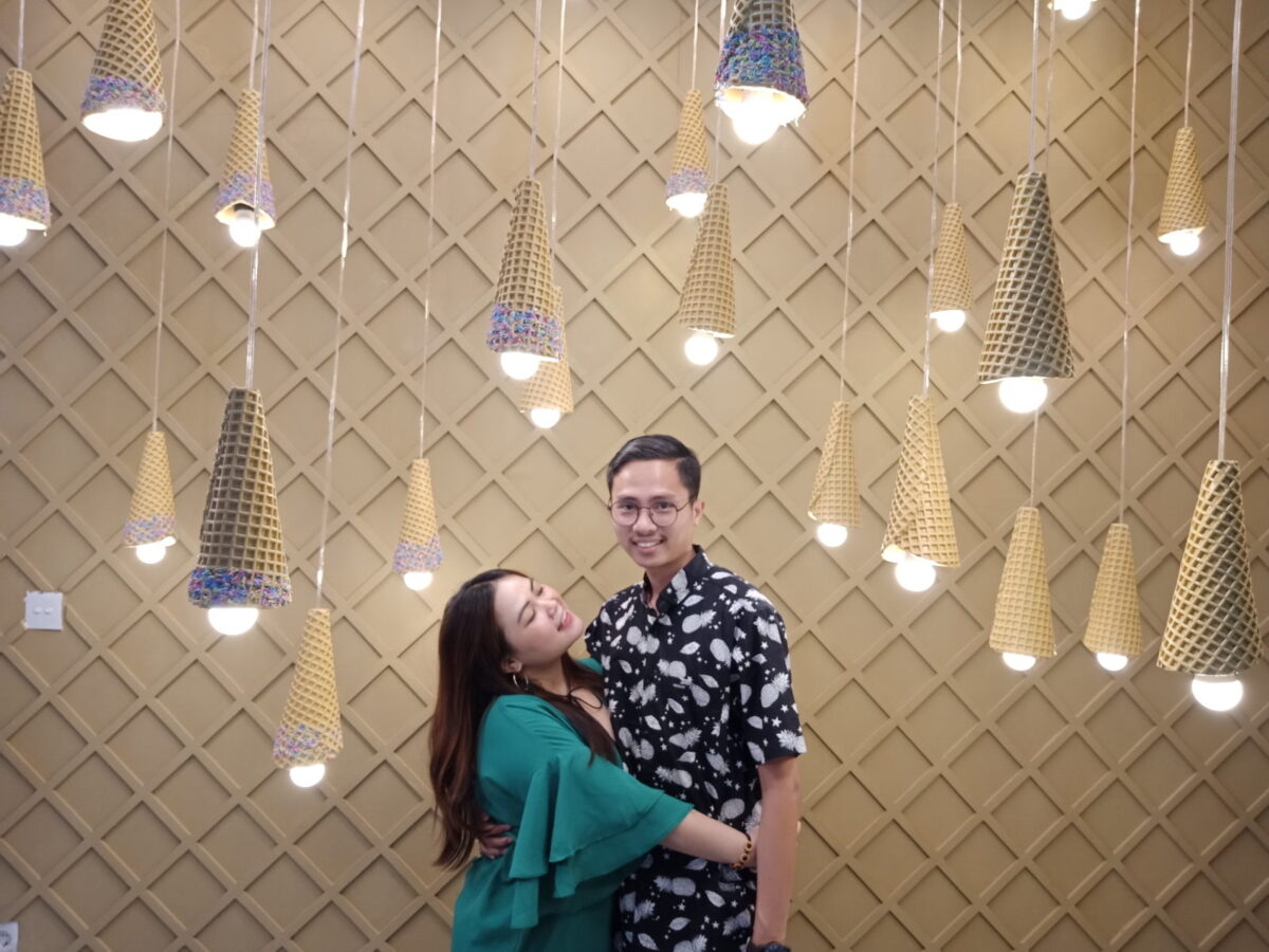 Spot foto cone terbalik yang ikonik