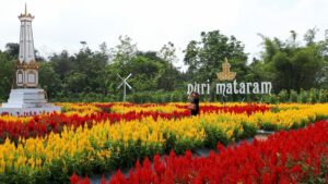Taman Bunga di Puri Mataram