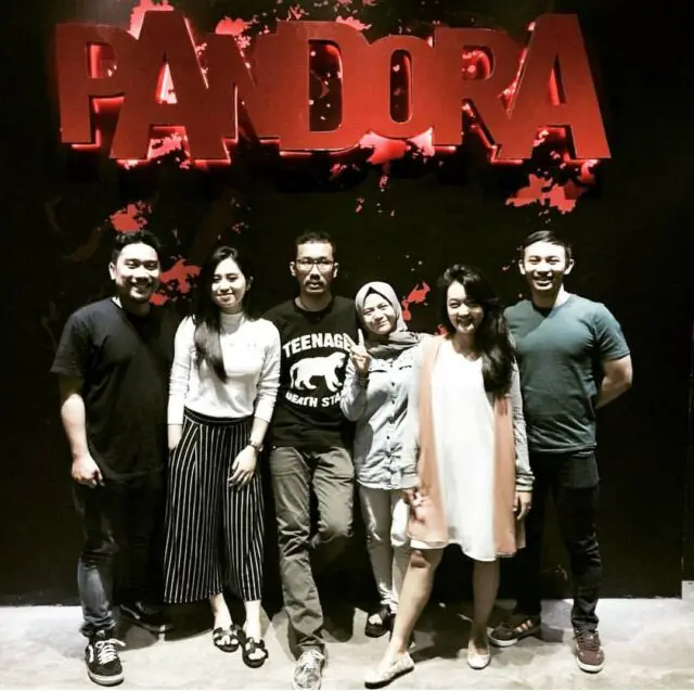 Tim yang siap menaklukkan misteri Pandora Experience Bandung