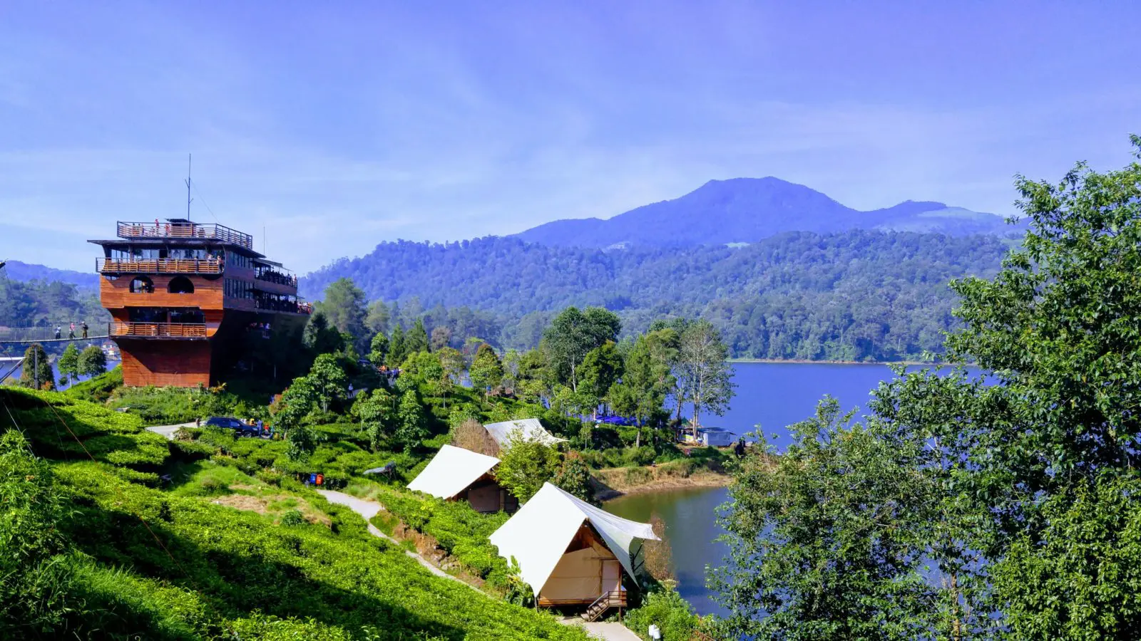 berkemah di tenda glamping lakeside rancabali
