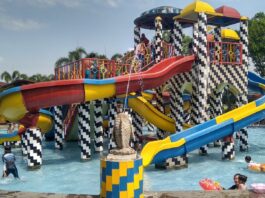 wahana peluncuran air anak-anak Waterpark Ceria Depok