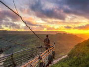 Berburu Sunset dari Kapal di Jurang Tambelan