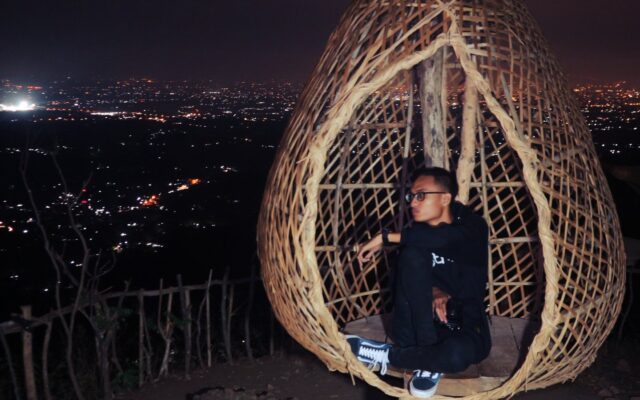 BUKIT LINTANG SEWU Harga Tiket dan Spot Foto