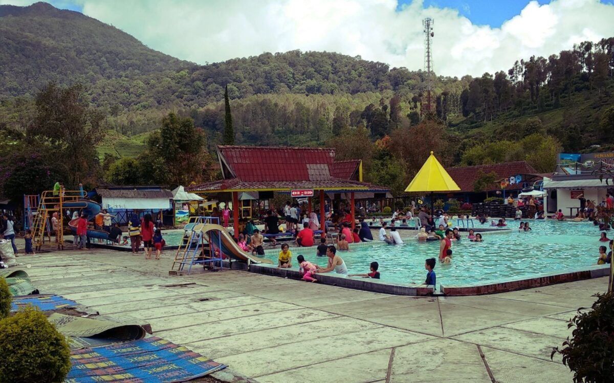 Wisata Air Panas Ciwidey
