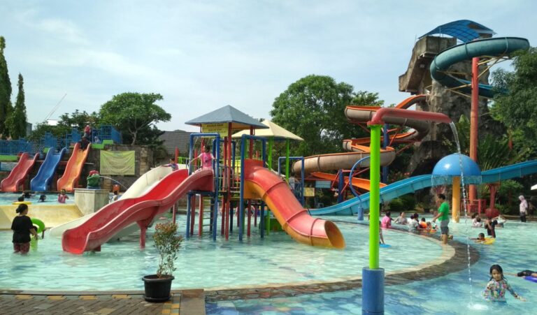 Wajib Coba Wahana di Fun Park Waterboom Bekasi