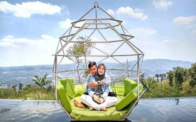 AYANAZ GEDONGSONGO Tiket & Spot Selfie