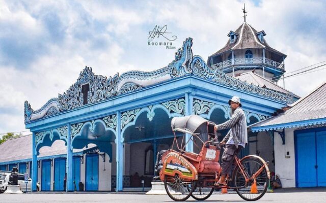 KERATON SURAKARTA HADININGRAT Tiket & Pesona