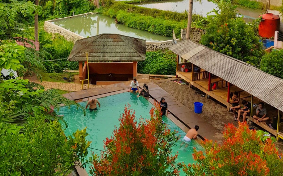 berbagai jenis kolam pemandian air panas