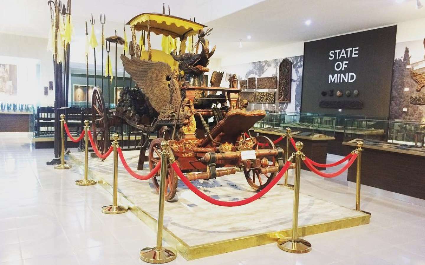 Kereta Singa Barong Asli di Museum Pusaka