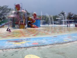 Kolam Istana Air Jempol Waterpark Cirebon