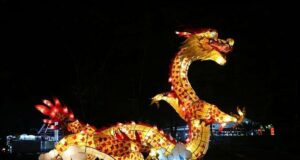 Lampion berbentuk Naga di Taman Pelangi Jurug Solo