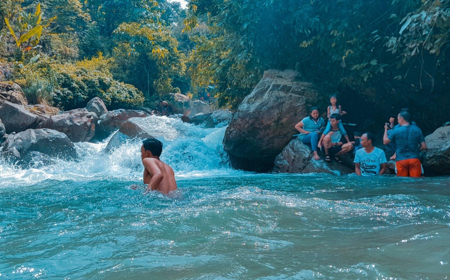 CURUG LEUWI HEJO Sentul Tiket & Aktivitas