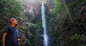 Coban Rais Malang merupakan wisata alam yang memiliki air terjun dengan ketinggian 20 meter