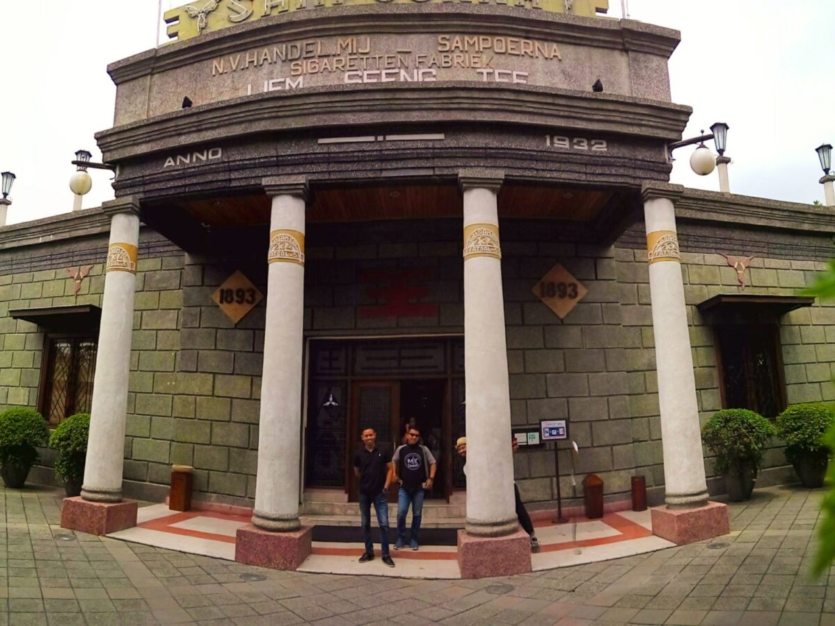 pintu masuk house of sampoerna