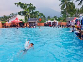 kolam pemandian cikoromoy pandeglang banten