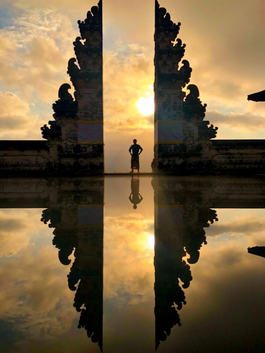 sunset di pura lempuyang
