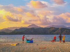 Pantai pulau noko di gugusan pulau bawean