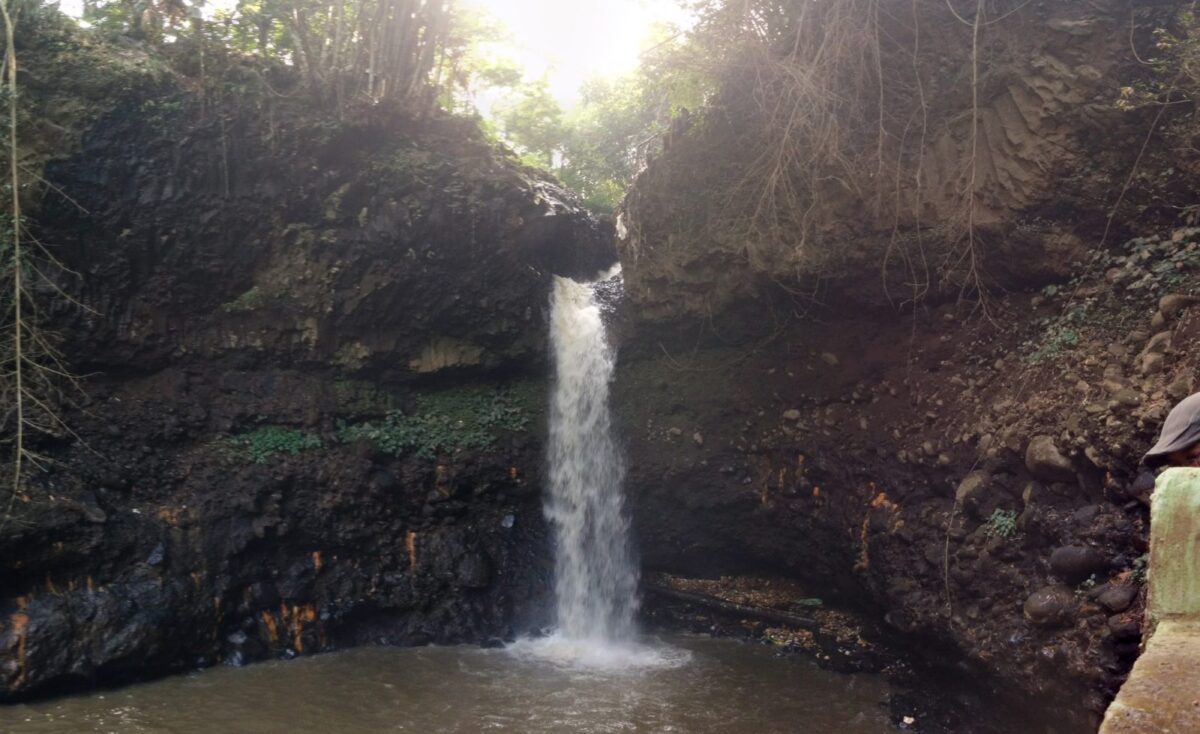 kawasan wisata curug dago