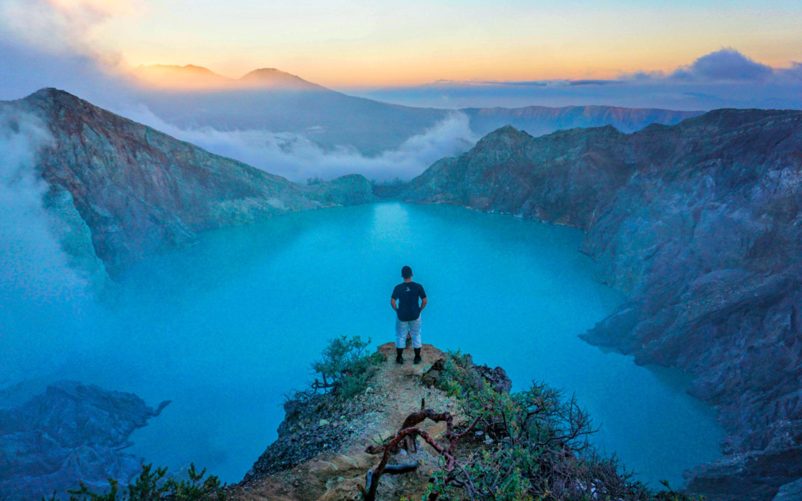 KAWAH IJEN Banyuwangi Tiket Masuk dan 6 Aktivitas Pilihan