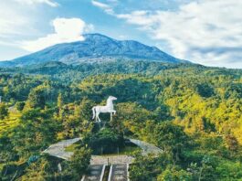 patung kuda landmark kuningan