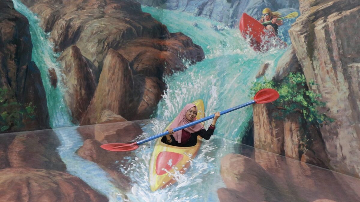 wahana foto arung jeram alive museum ancol