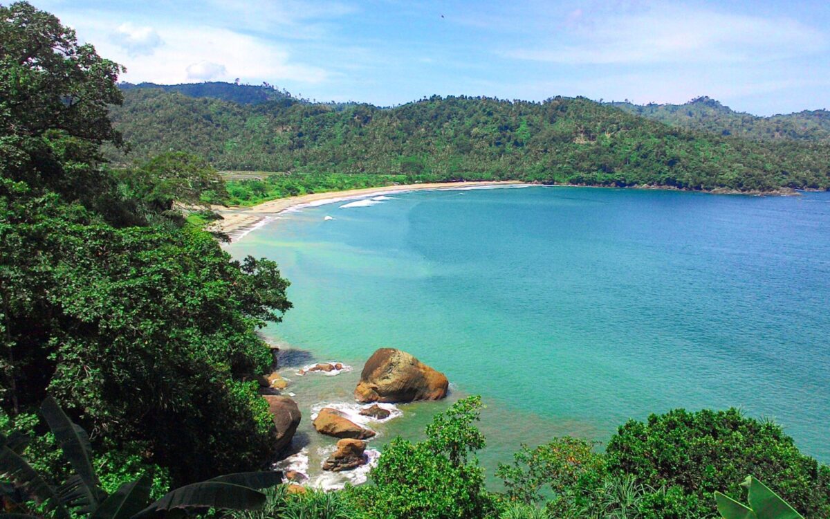 Pantai Lenggoksono Malang