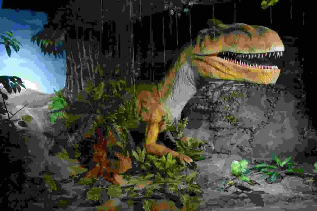 T-Rex di wahana Dino Adenture Paleontology Park