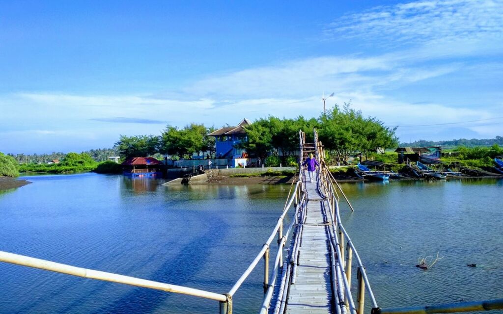 Laguna Pantai Samas / Wisatawan Tetap Nekat Ke Laguna ...