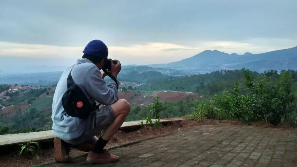Caringin Tilu tempat wisata di Bandung yang menjadi incaran fotografer