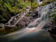 Air Terjun Dolo yang Bertingkat - tingkat