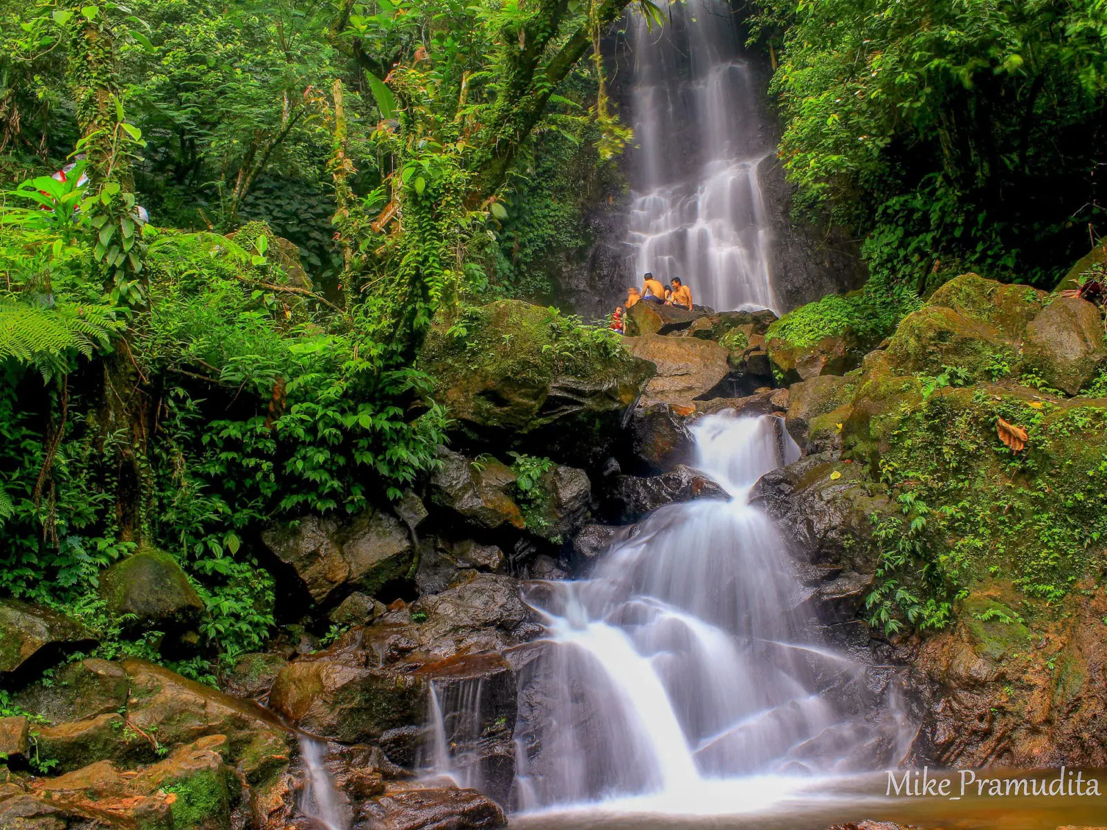 curug 7 cilember puncak