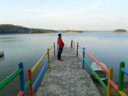 keindahan area waduk cacaban tegal