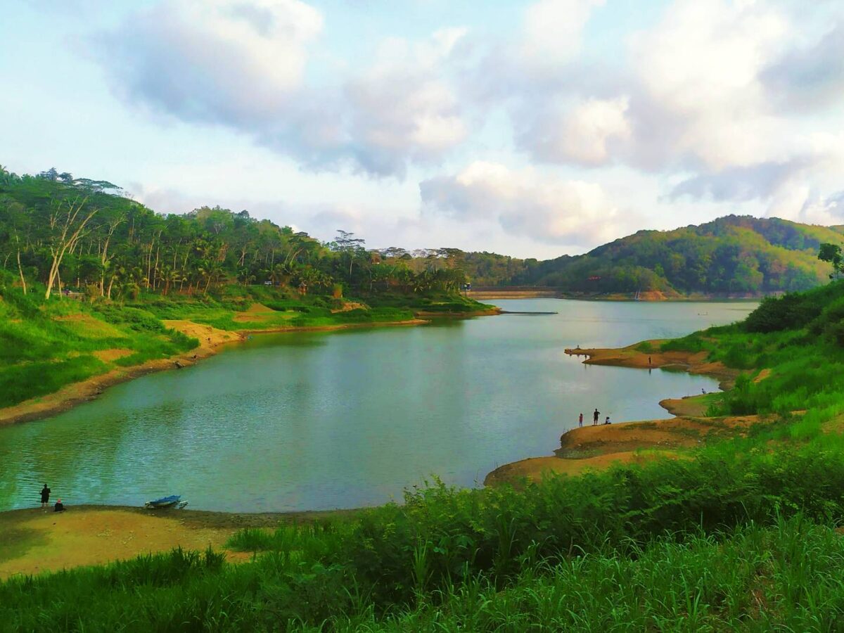 lanskap waduk sermo