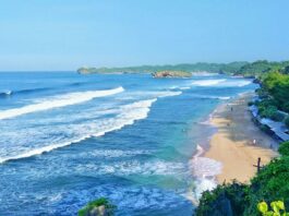 suasana di pantai indrayanti