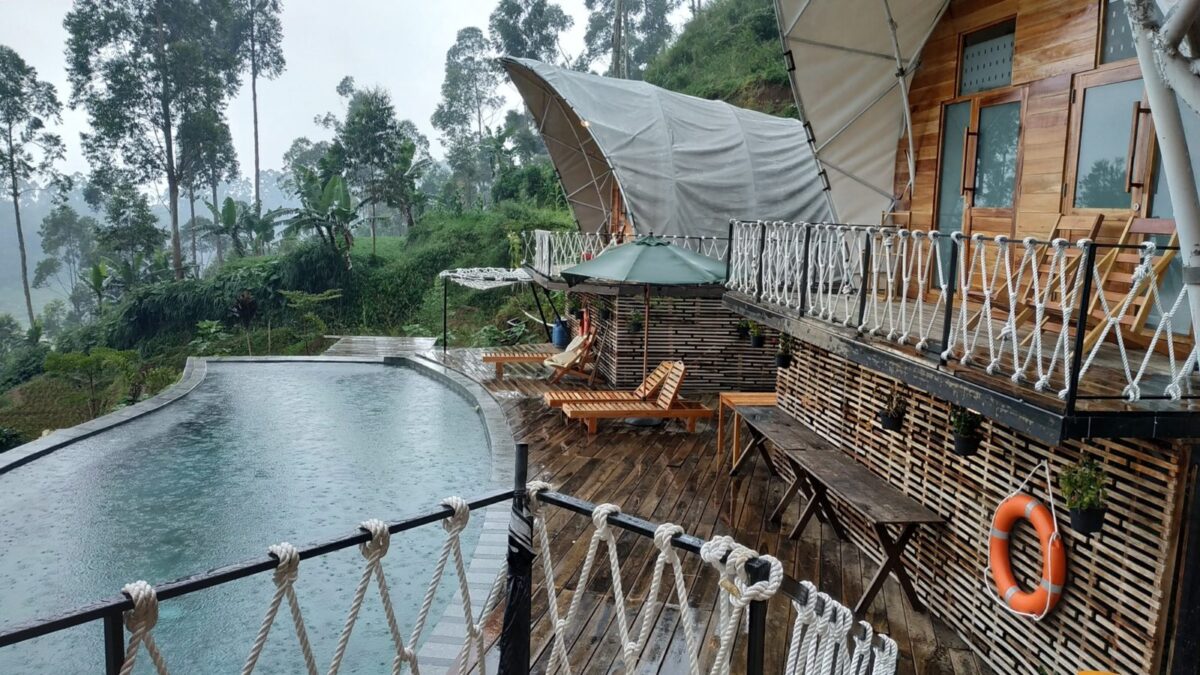Tenda Luxury Storm legok kondang ciwidey