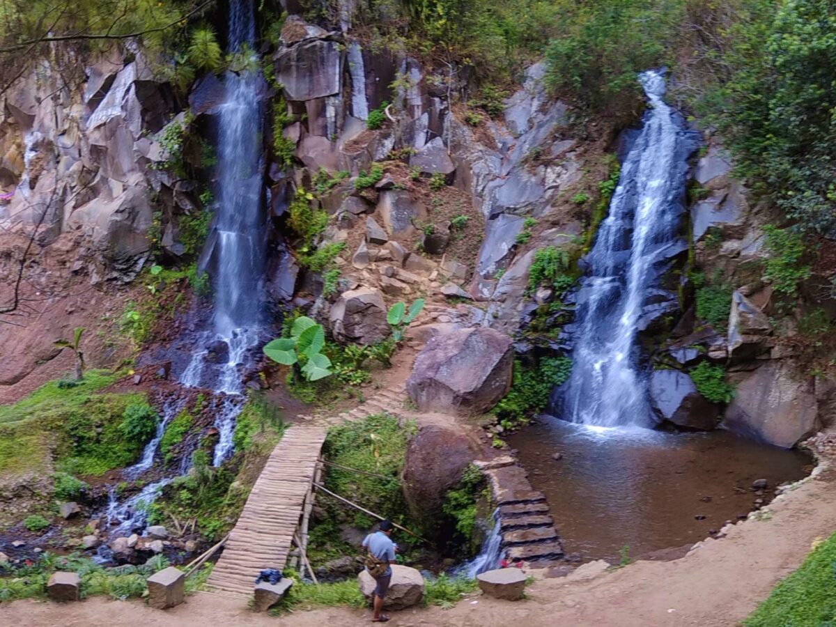 Area Wisata Air Terjun Coban Putri