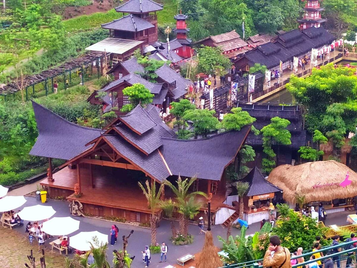 bangunan bergaya jepang di the great asia africa