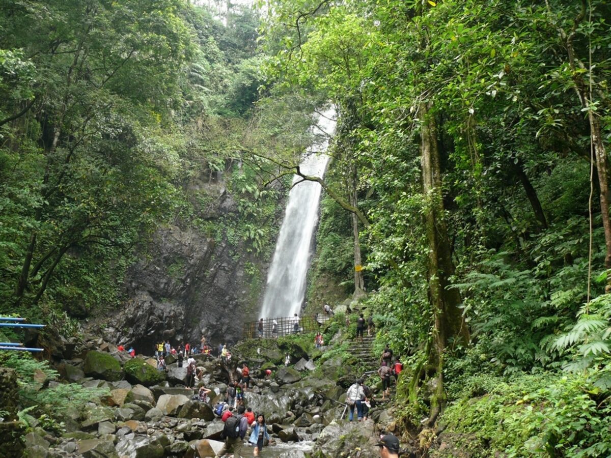 Air Terjun Kakek Bodo