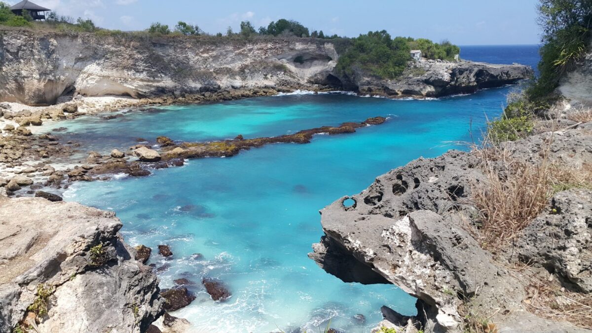 Eloknya Laut di Nusa Ceningan