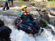 Kegiatan Seru River Tubing di Taman Dolan Batu. Foto: Google Maps / Wisata Alam Taman Dolan