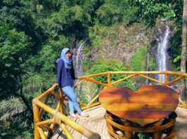 wahana foto air terjun pengantin ngawi