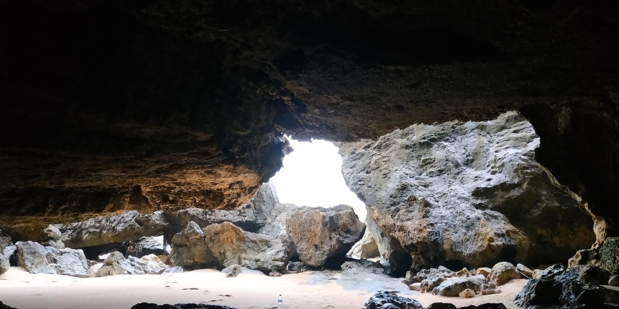 PANTAI WATULAWANG Tiket Masuk & Daya Tarik